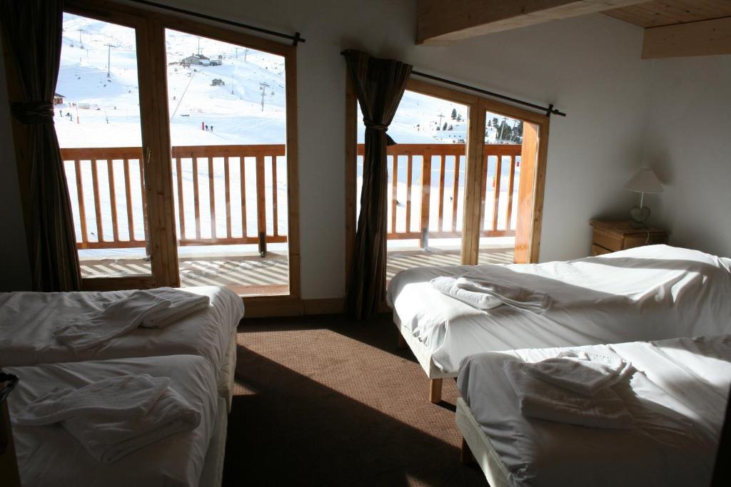Chalet Des Neiges : La Cime Des Arcs Les Arcs  Oda fotoğraf